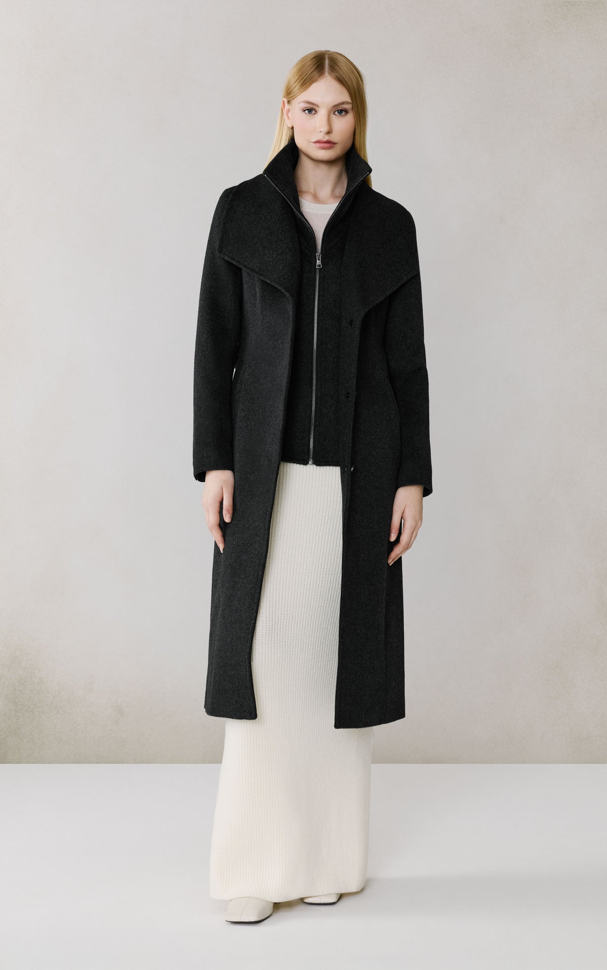 Club Monaco - SOIA & KYO Ilana-N Belted Coat in Stretch Cotton in Black Heather Grey - Noir Gris Chiné