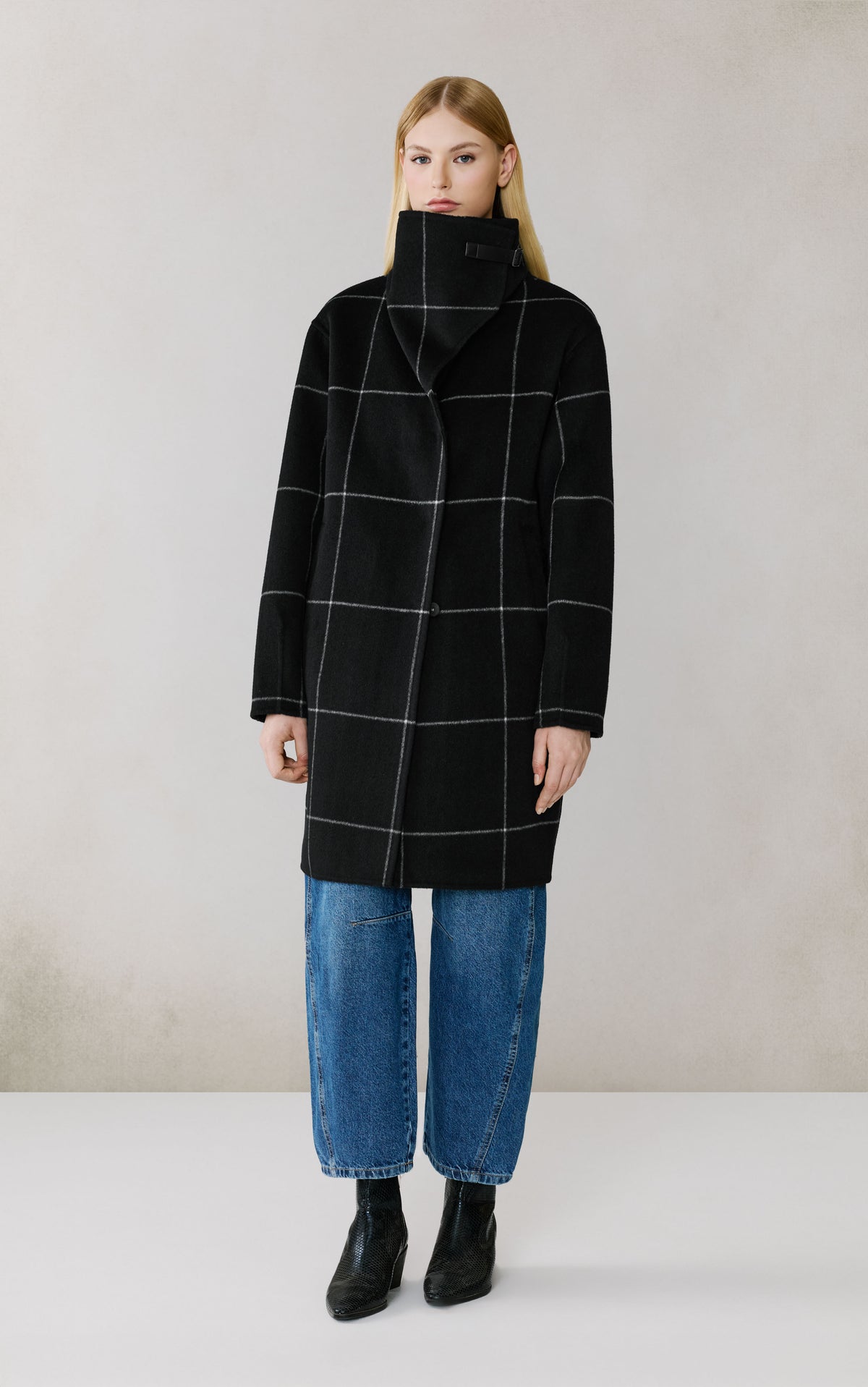 Club Monaco - Manteau cocon en laine double face Jackie-P SOIA & KYO en noir charbon - Charbon noir