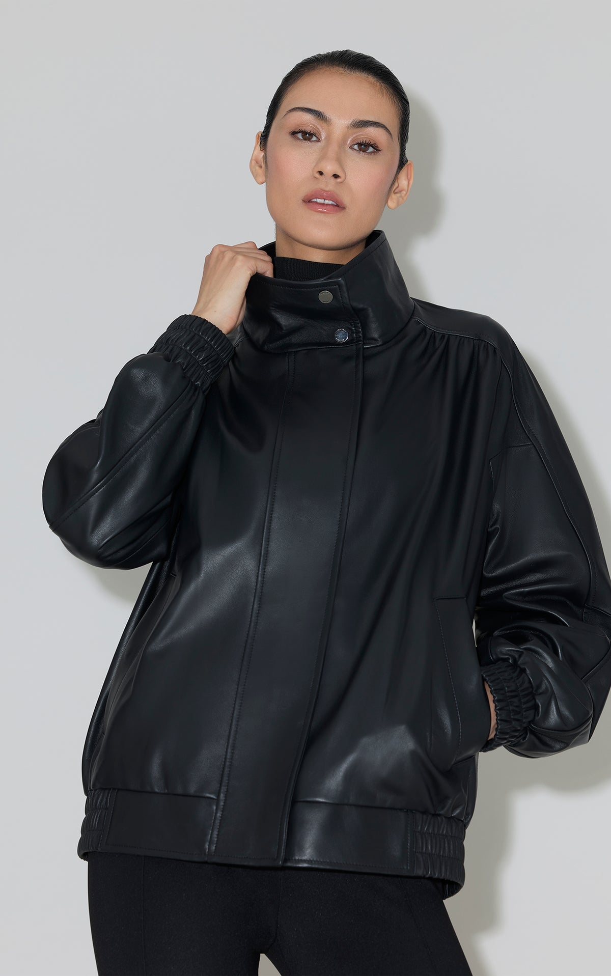 Club Monaco - SOIA & KYO Miu Oversized Leather Bomber Jacket in Black - Noir