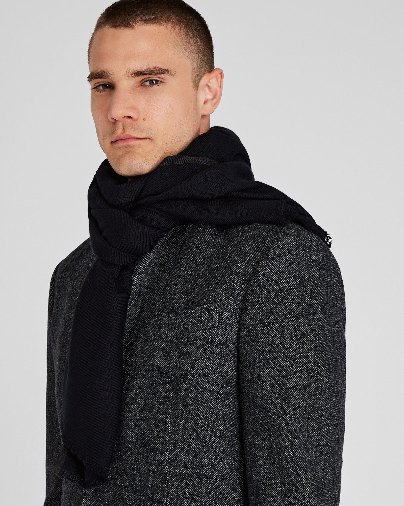 CLUB MONACO - Woven Cashmere Blend Scarf - Black