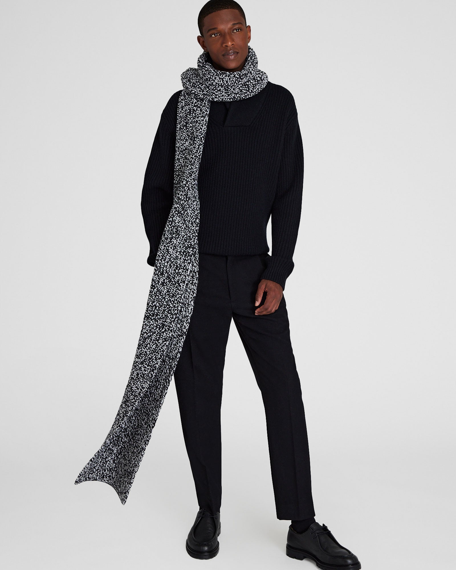 CLUB MONACO - Wool Blend Ribbed-Knit Scarf - Black