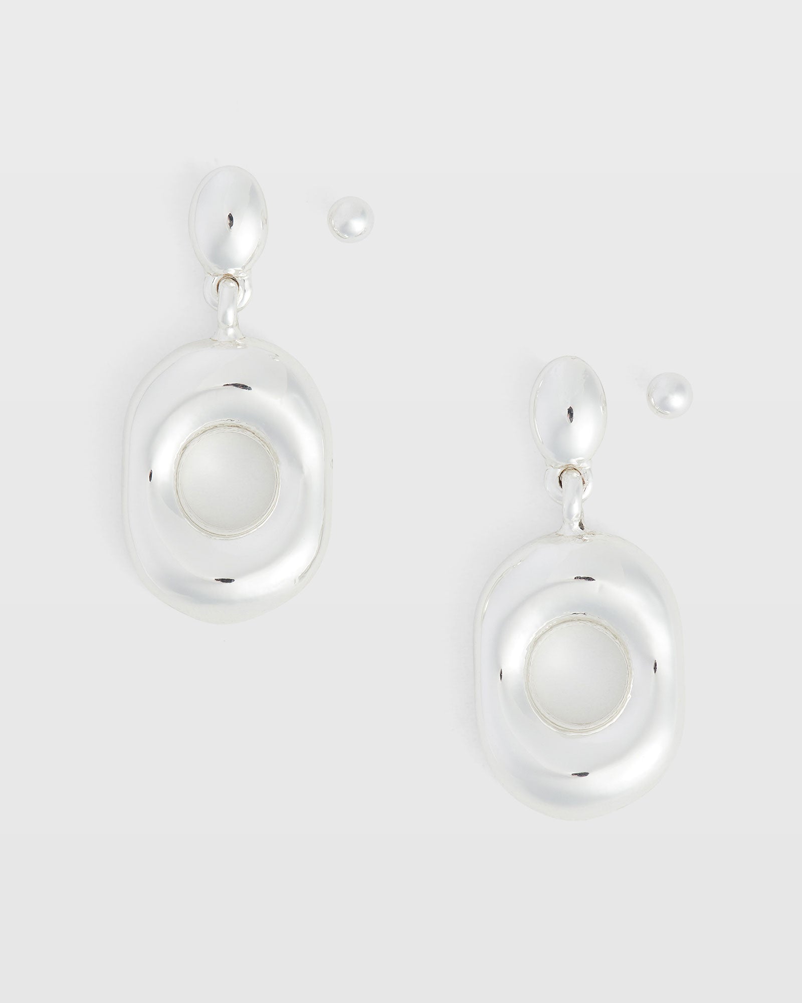 CLUB MONACO - Boucles d’oreilles suspendues de style organique - Argent