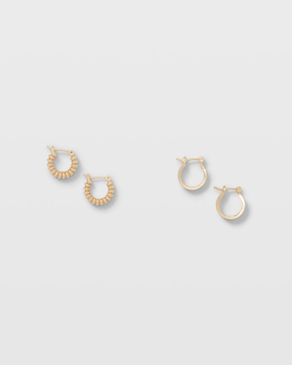 Women's Gold Texture Hoop Set | Club Monaco CA