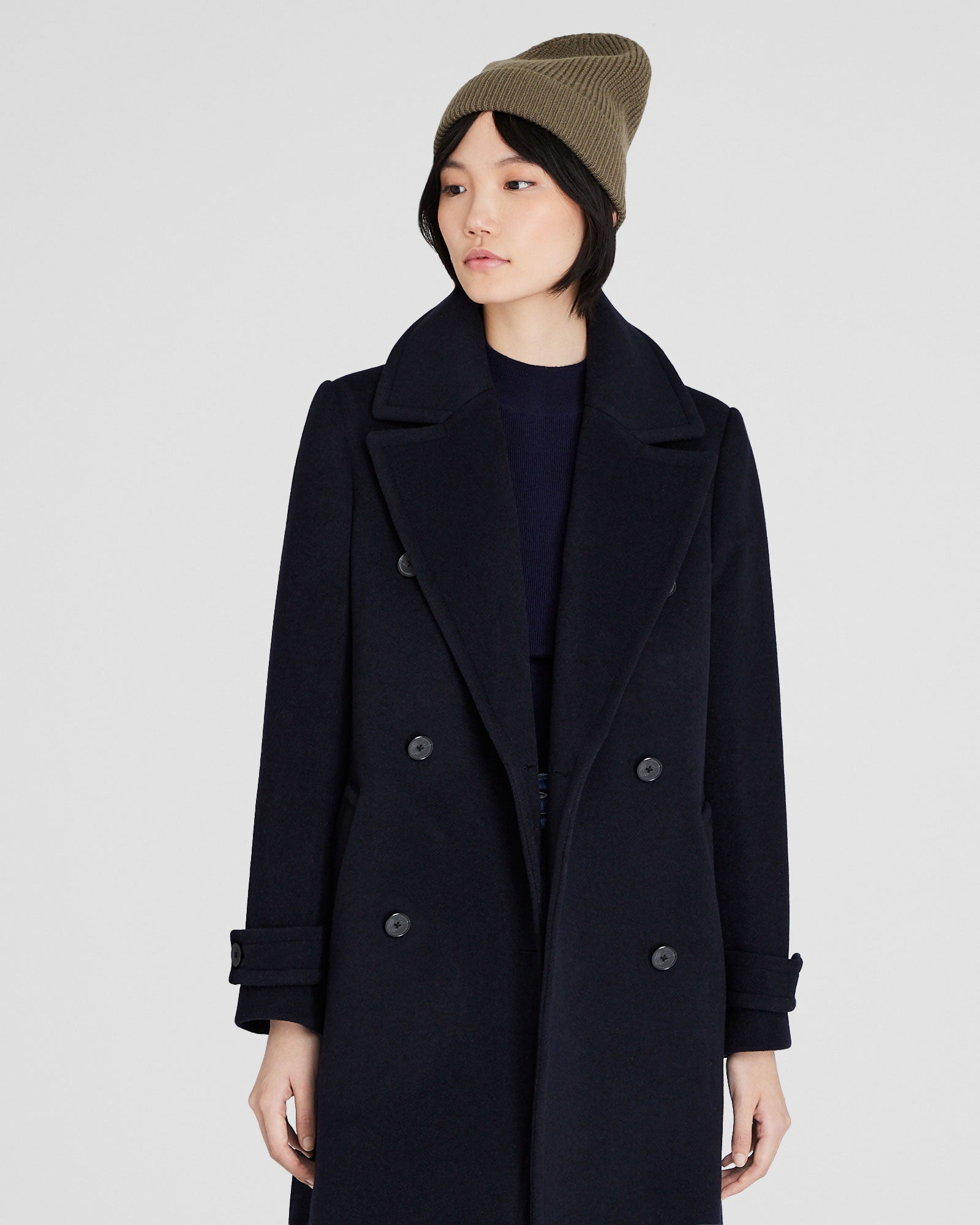 CLUB MONACO - Tuque à revers côtelé - Noyau d'Olive