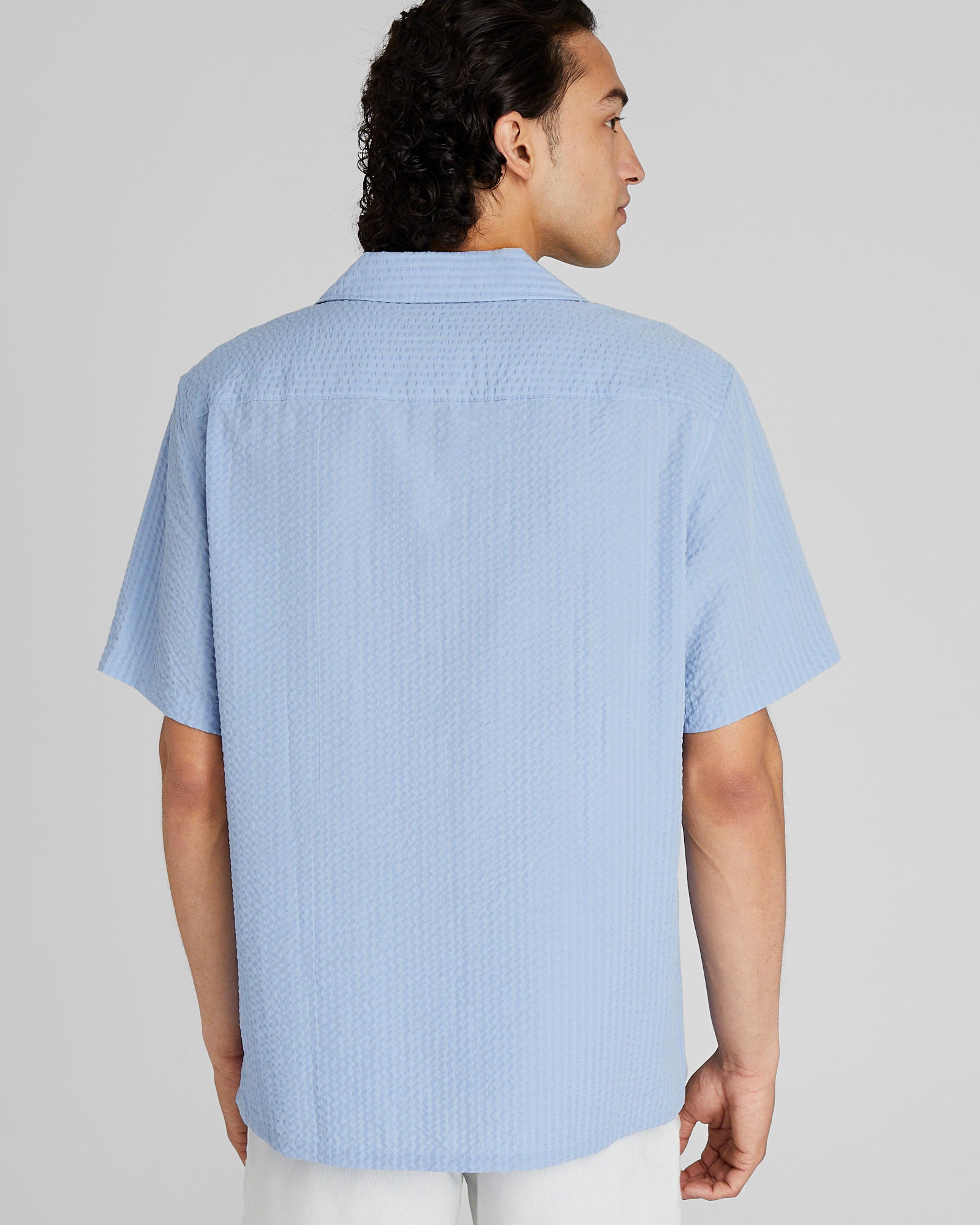 CLUB MONACO - Short Sleeve Camp Collar Seersucker Shirt - Blue