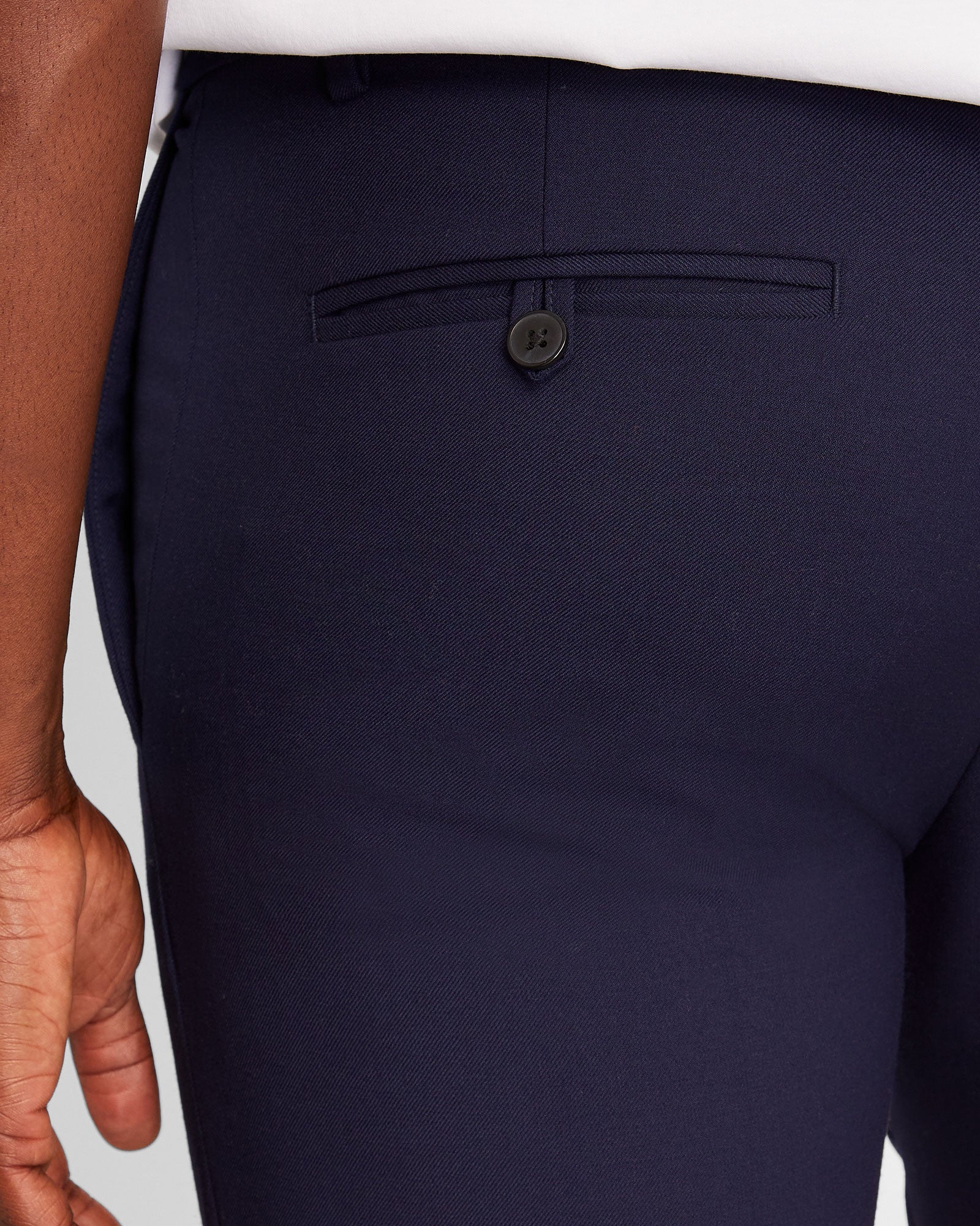 CLUB MONACO - Le pantalon en sergé Sutton - Bleu