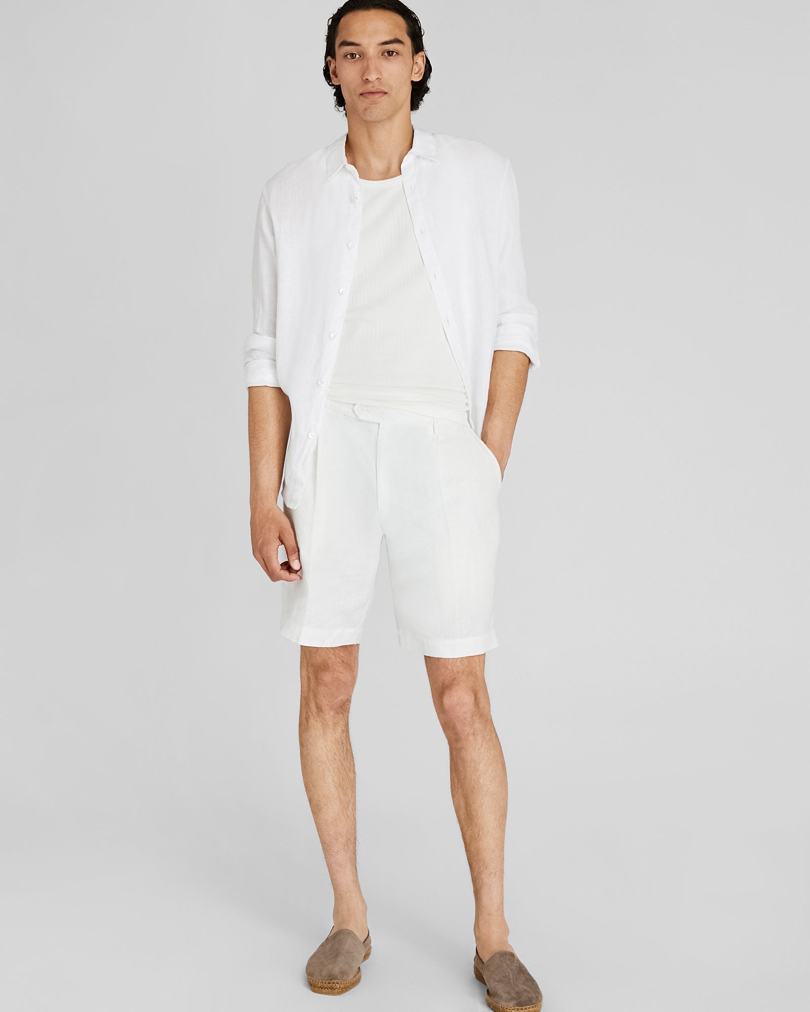 CLUB MONACO - Pleated Linen Short - Blanc De Blanc