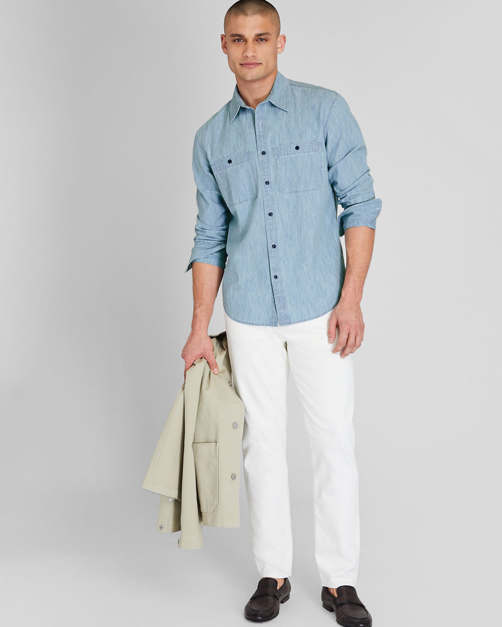 CLUB MONACO - Long Sleeve Button Down Chambray Workshirt - Lt.Denim