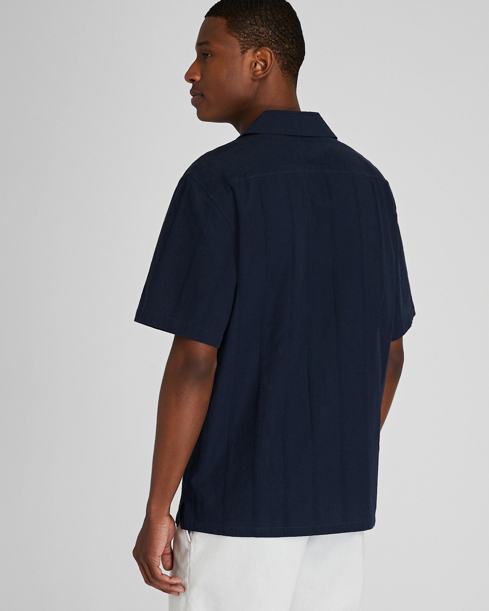 CLUB MONACO - Chemise texturée manches courtes - Marine
