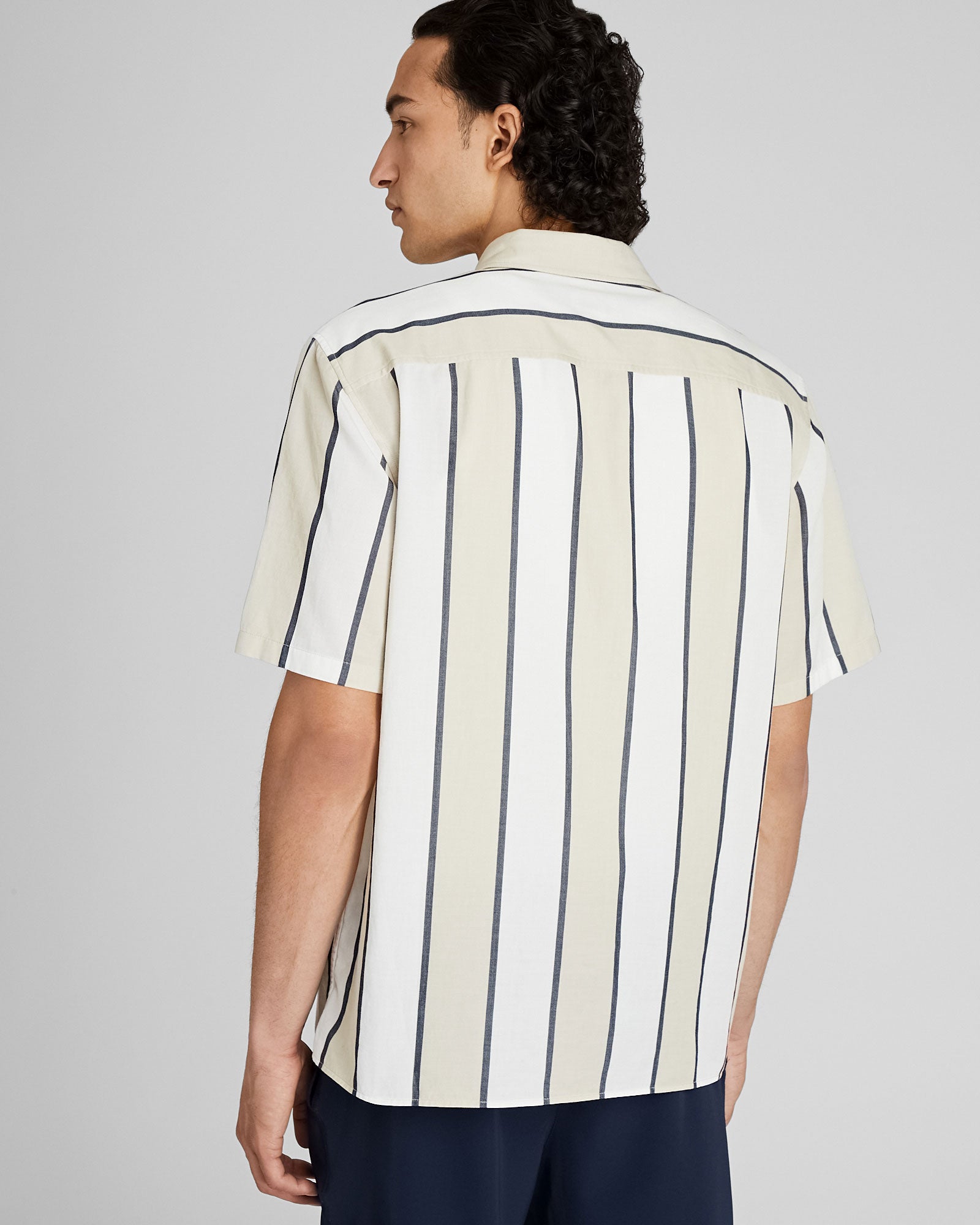 CLUB MONACO - T-shirt rayé cabana manche courte - Mélange beige clair