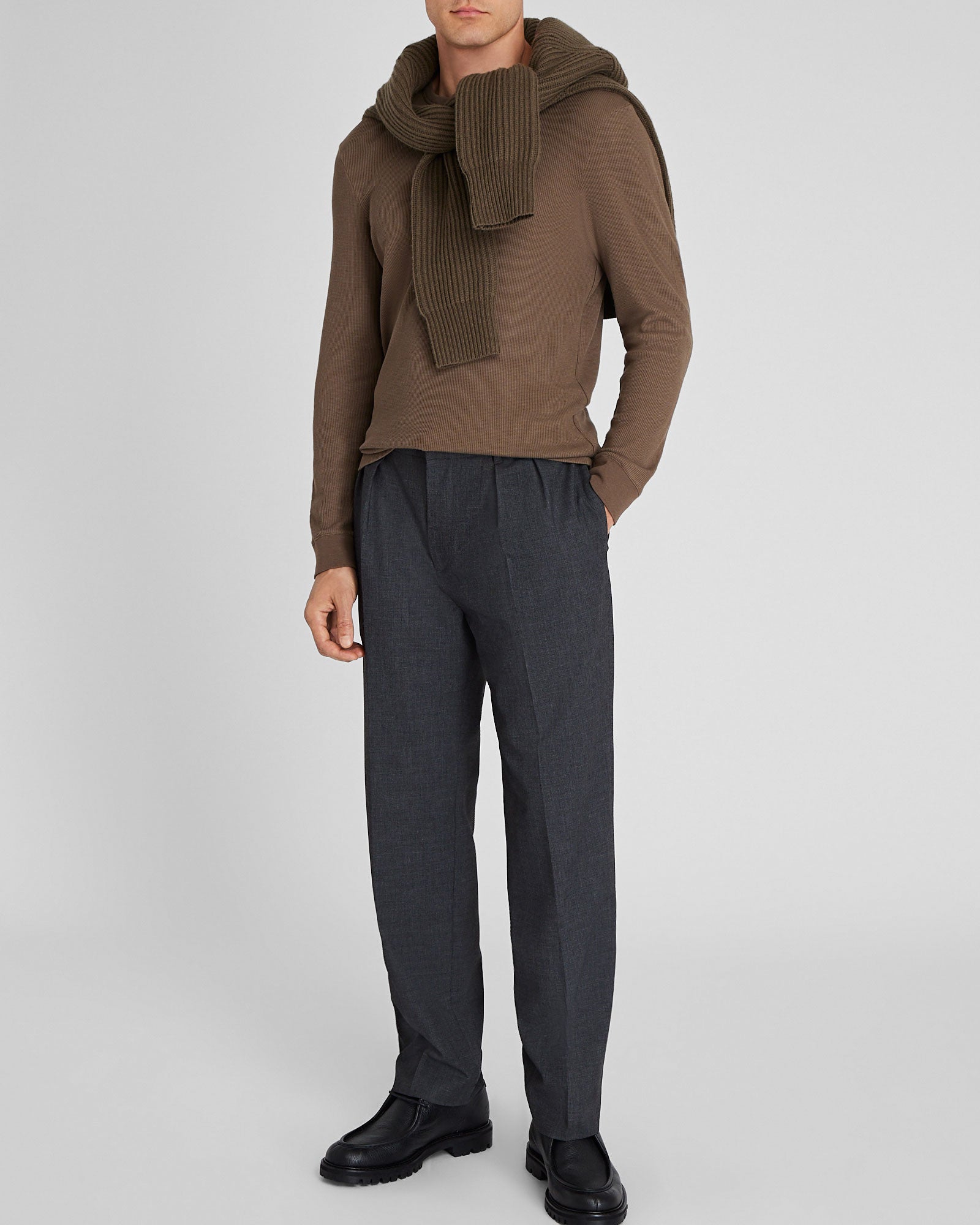 CLUB MONACO - Chandail gaufré à manches longues - olive moyenne
