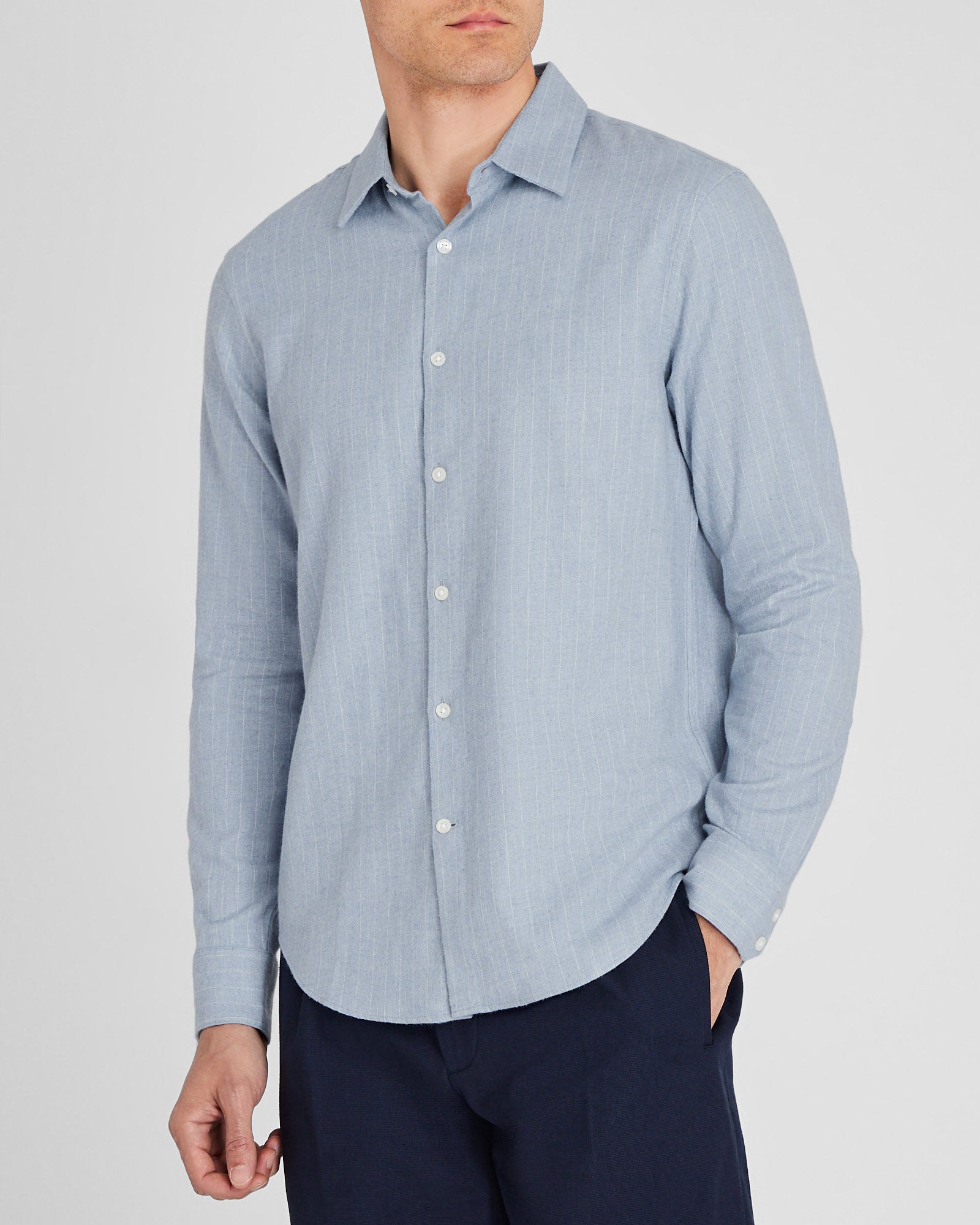 CLUB MONACO - Chemise à fines rayures en sergé - Mélange Bleu