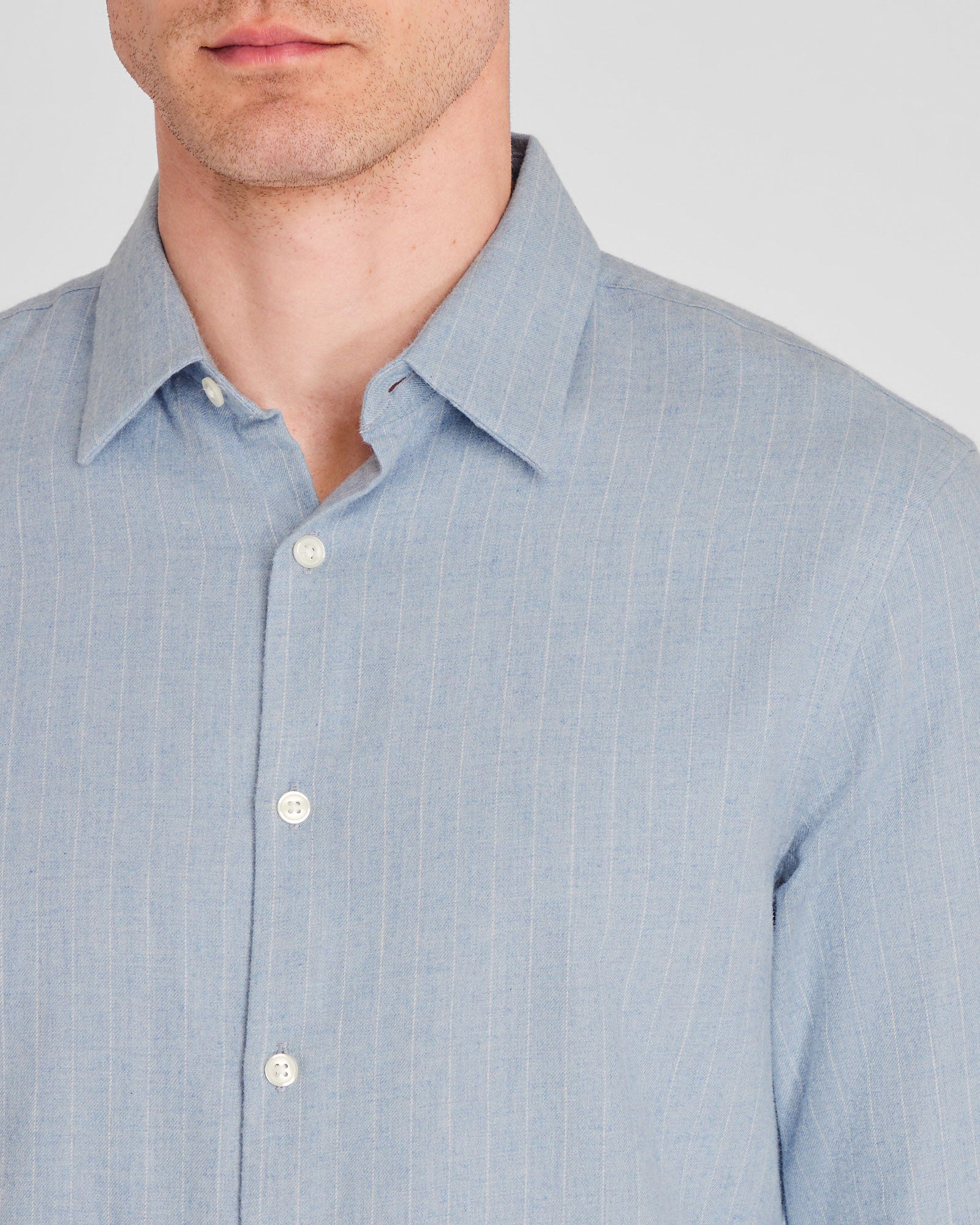 CLUB MONACO - Chemise à fines rayures en sergé - Mélange Bleu