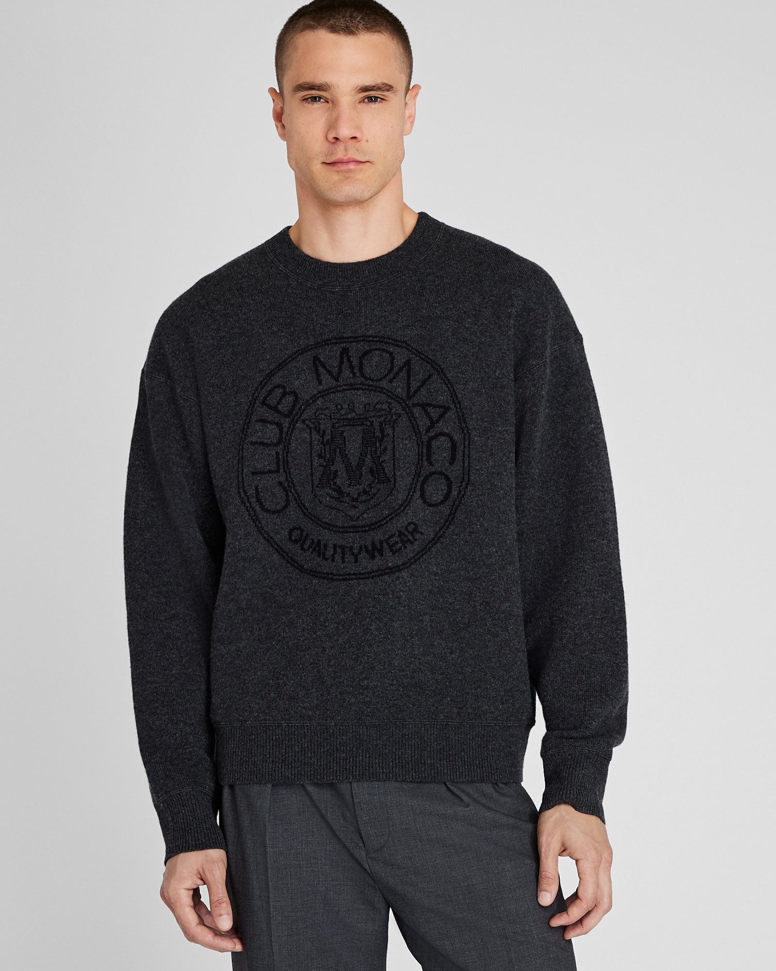 CLUB MONACO - Chandail Écusson jacquard - Base de charbon de bois
