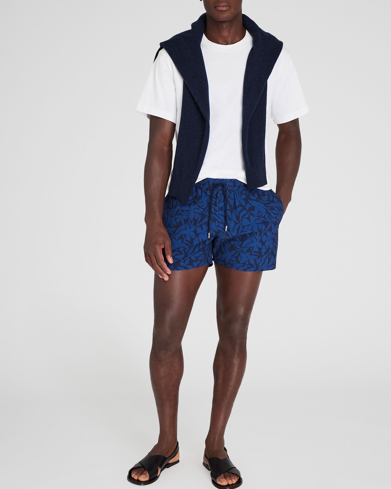 CLUB MONACO - Arlen Island-Palm 4" Swim Trunk - Blue Base