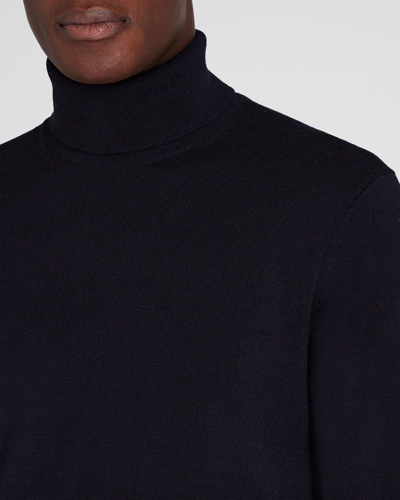 CLUB MONACO - Merino Turtleneck - Navy