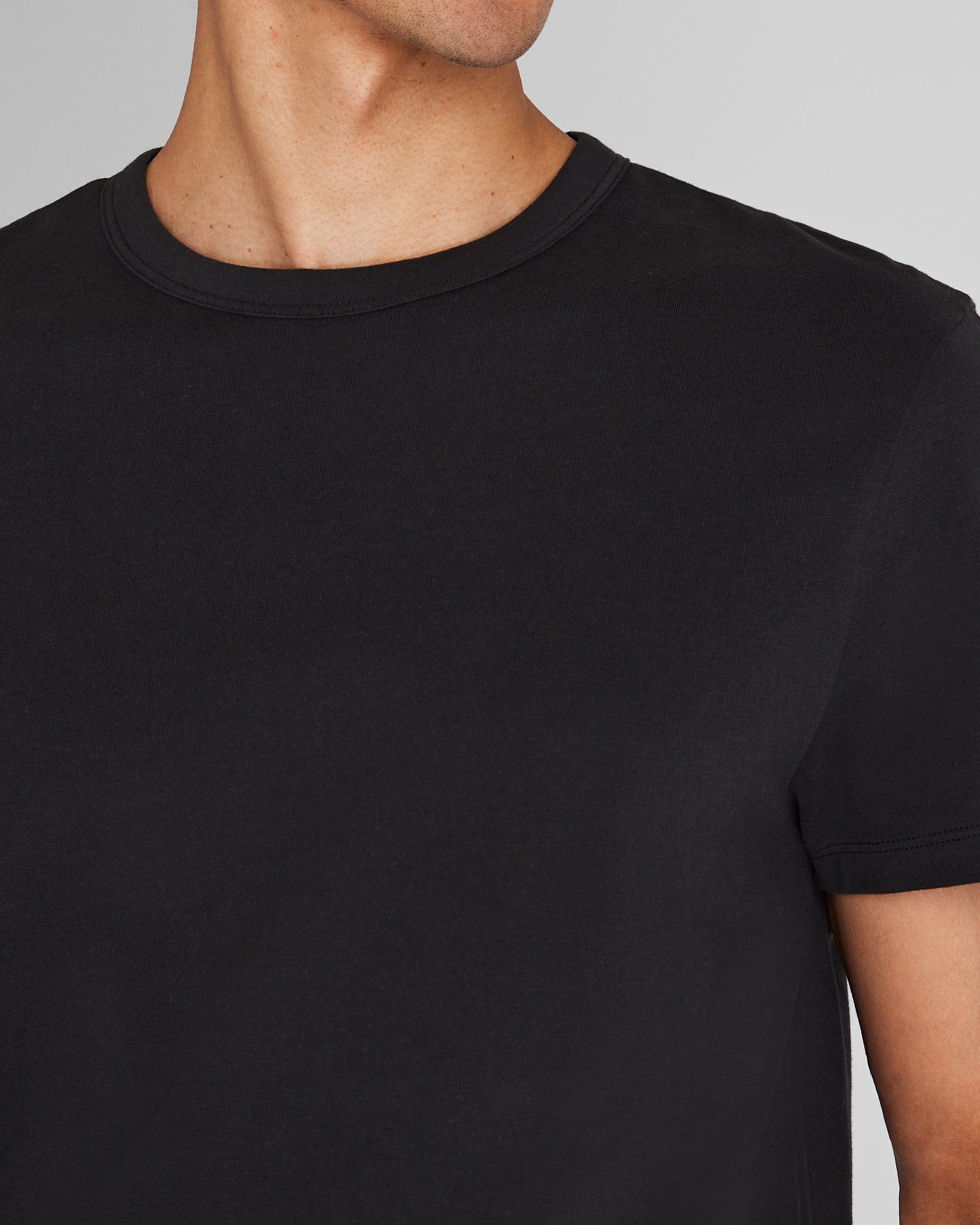 CLUB MONACO - T-shirt en Pima brossé - Noir