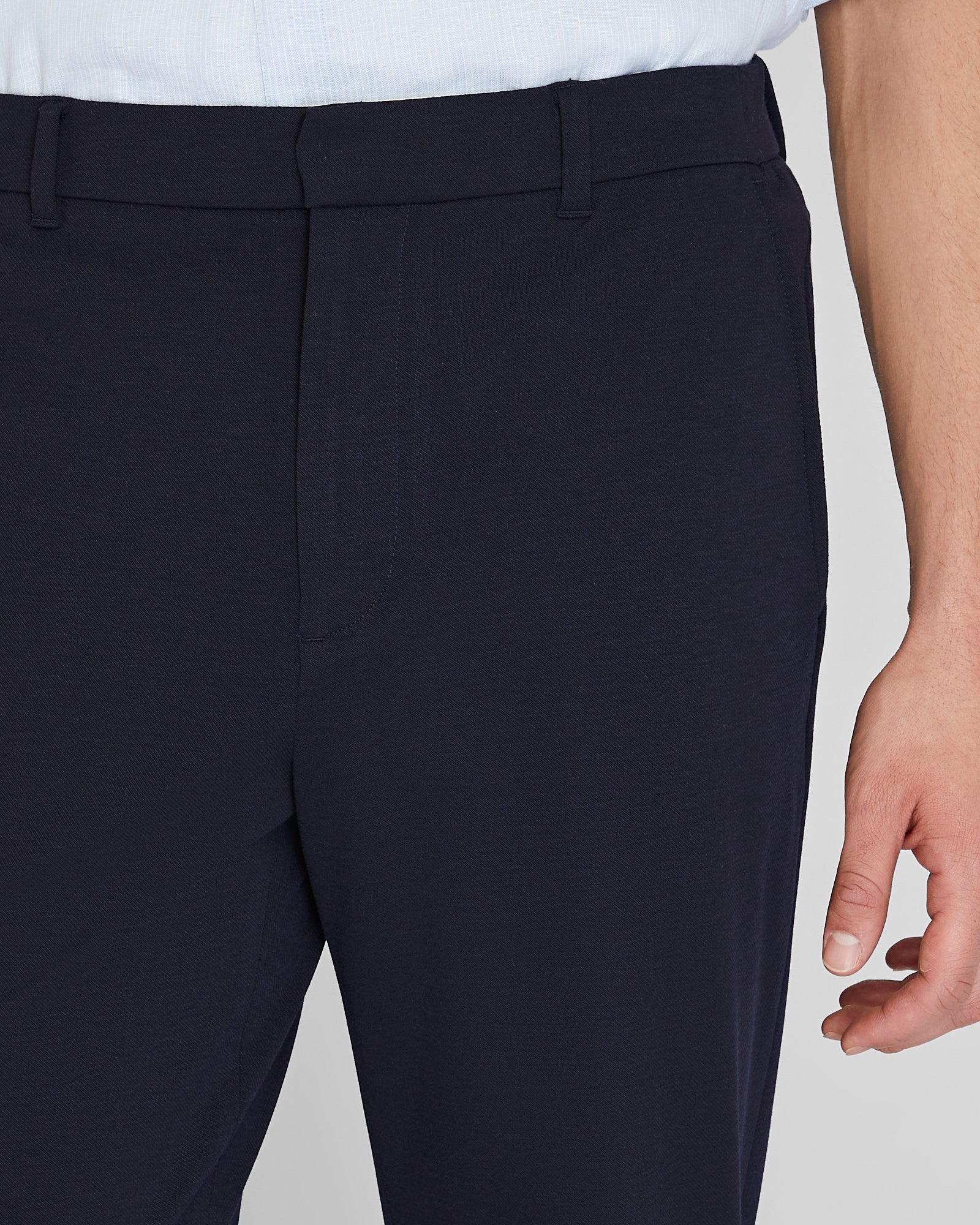 CLUB MONACO - Pantalon fuselé en tricot - Marine