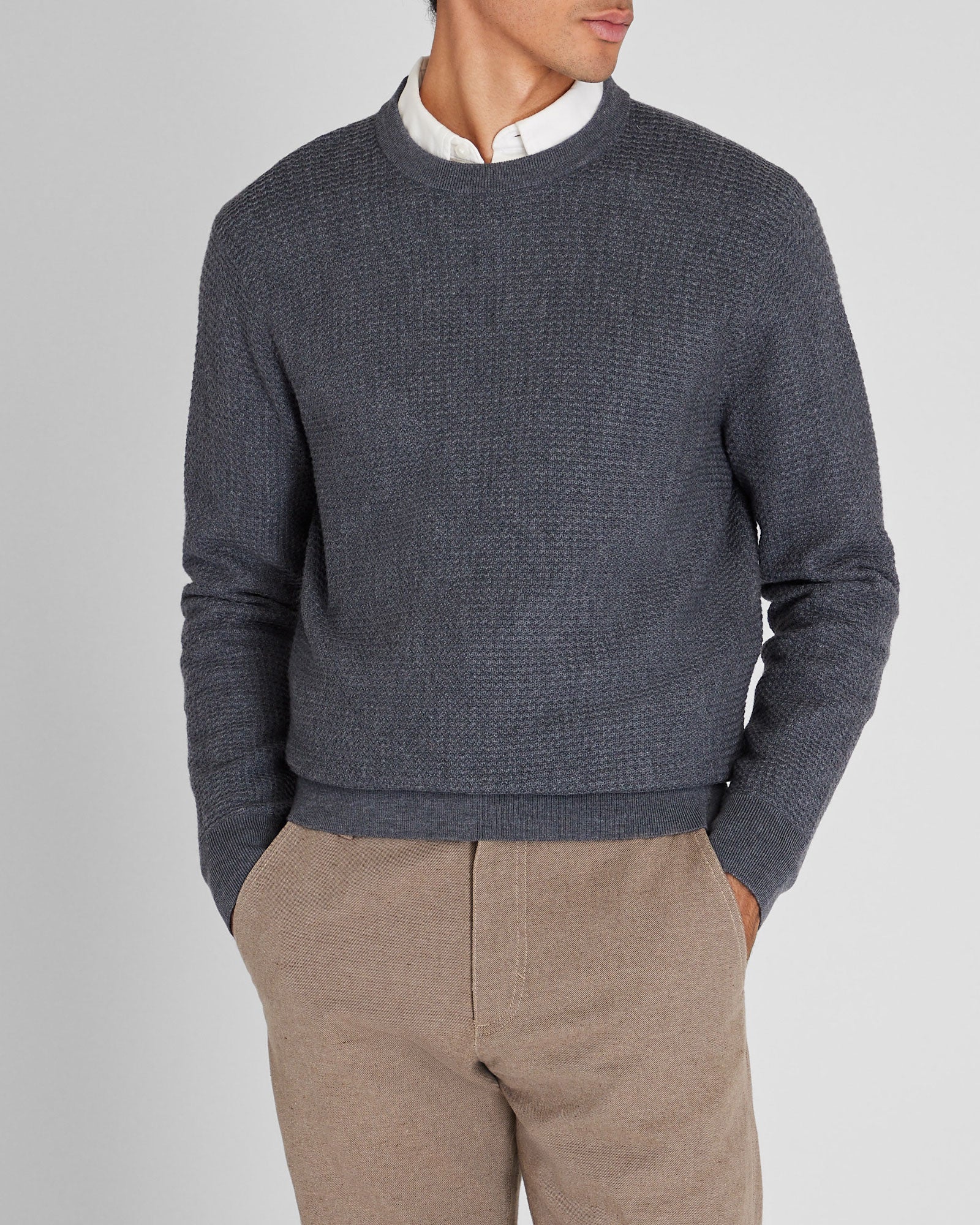 CLUB MONACO - T-shirt ras du cou texturé raffiné à manches longues - Mélange de gris foncé