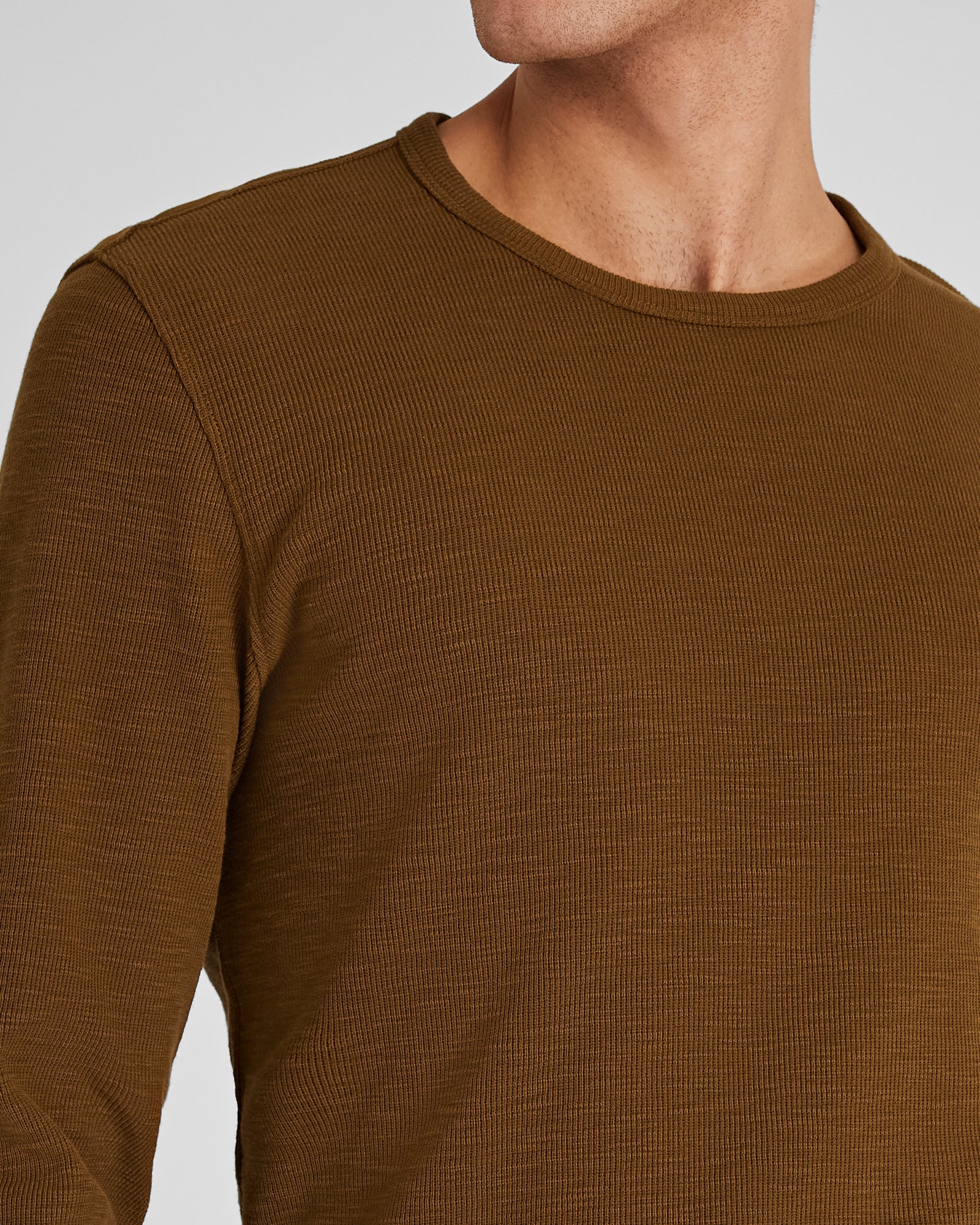 CLUB MONACO - T-shirt à manches longues côtelé flammé - Chêne