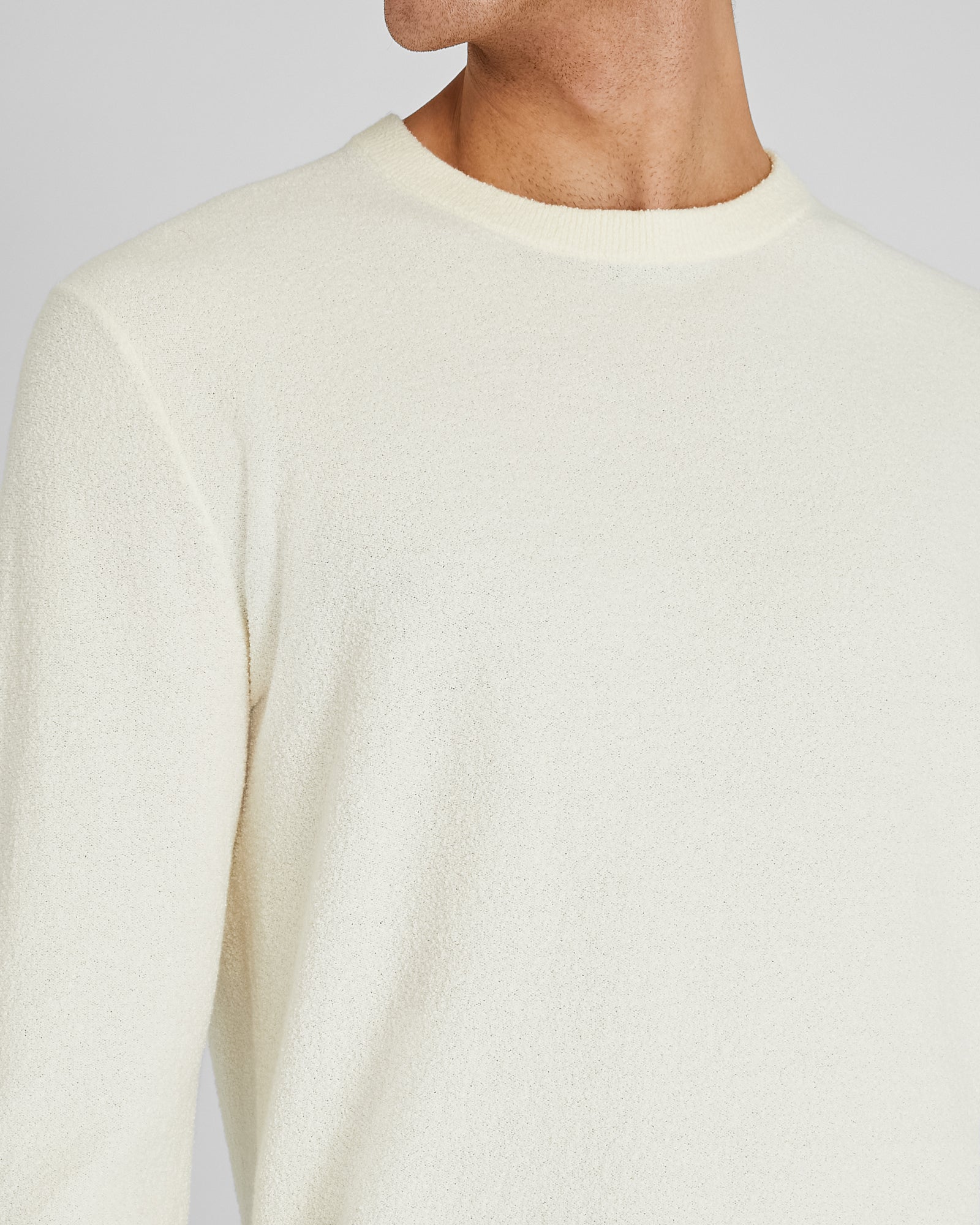 CLUB MONACO - Pull en micro bouclé à manches longues - Crème