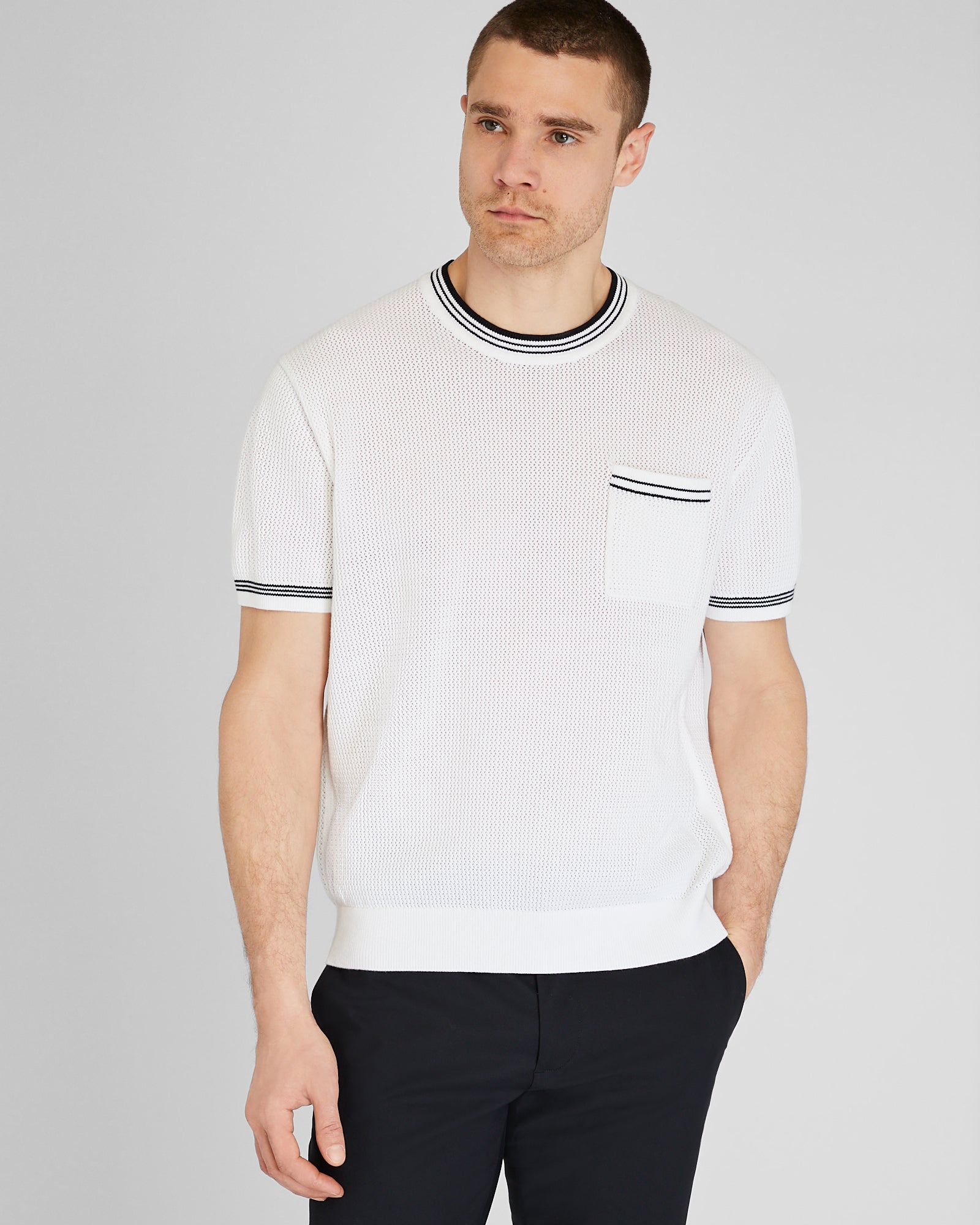 CLUB MONACO - Chandail à manches courtes à point ouvert et à bouts pointus - Blanc