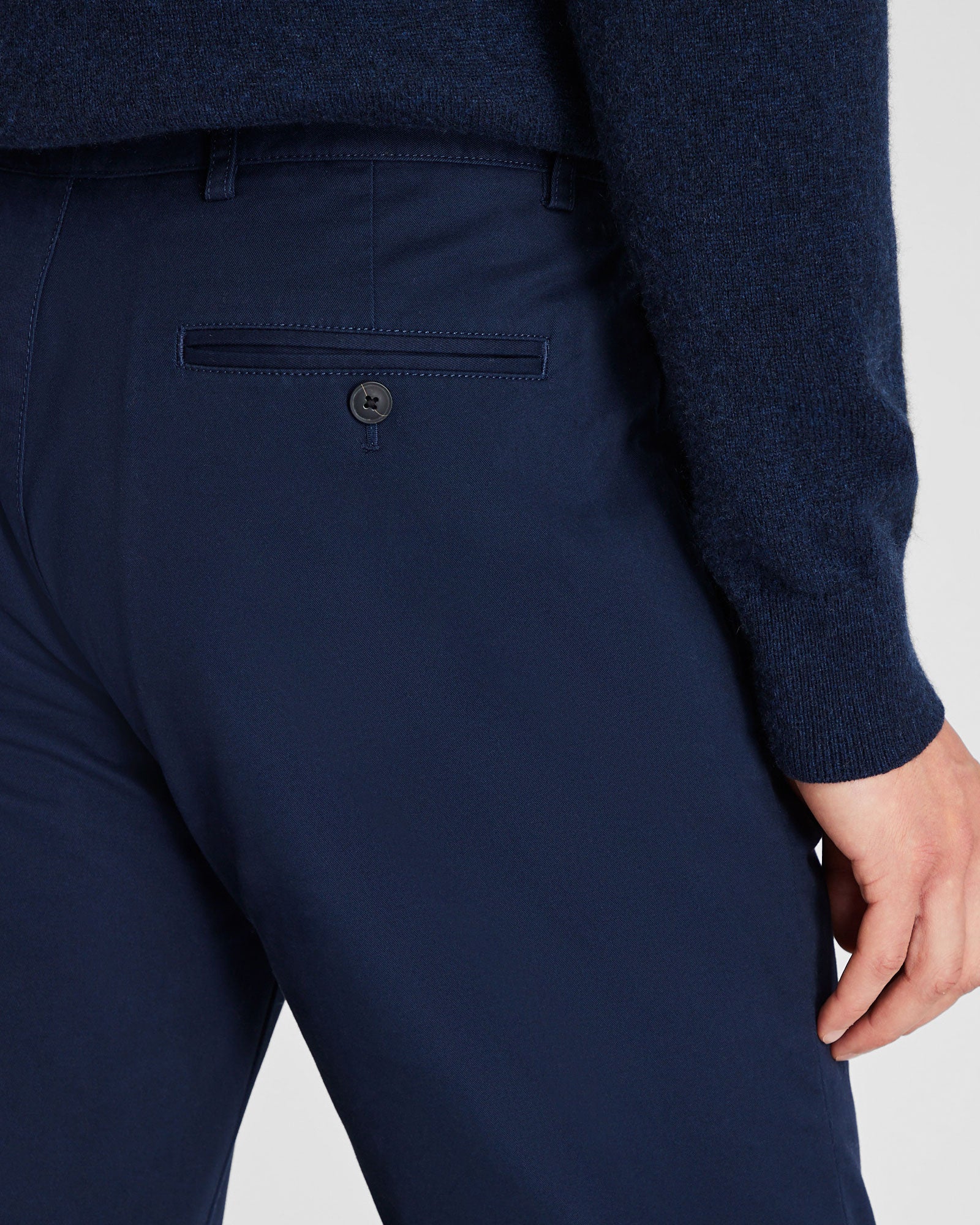 CLUB MONACO - Connor Chino - Dark Navy