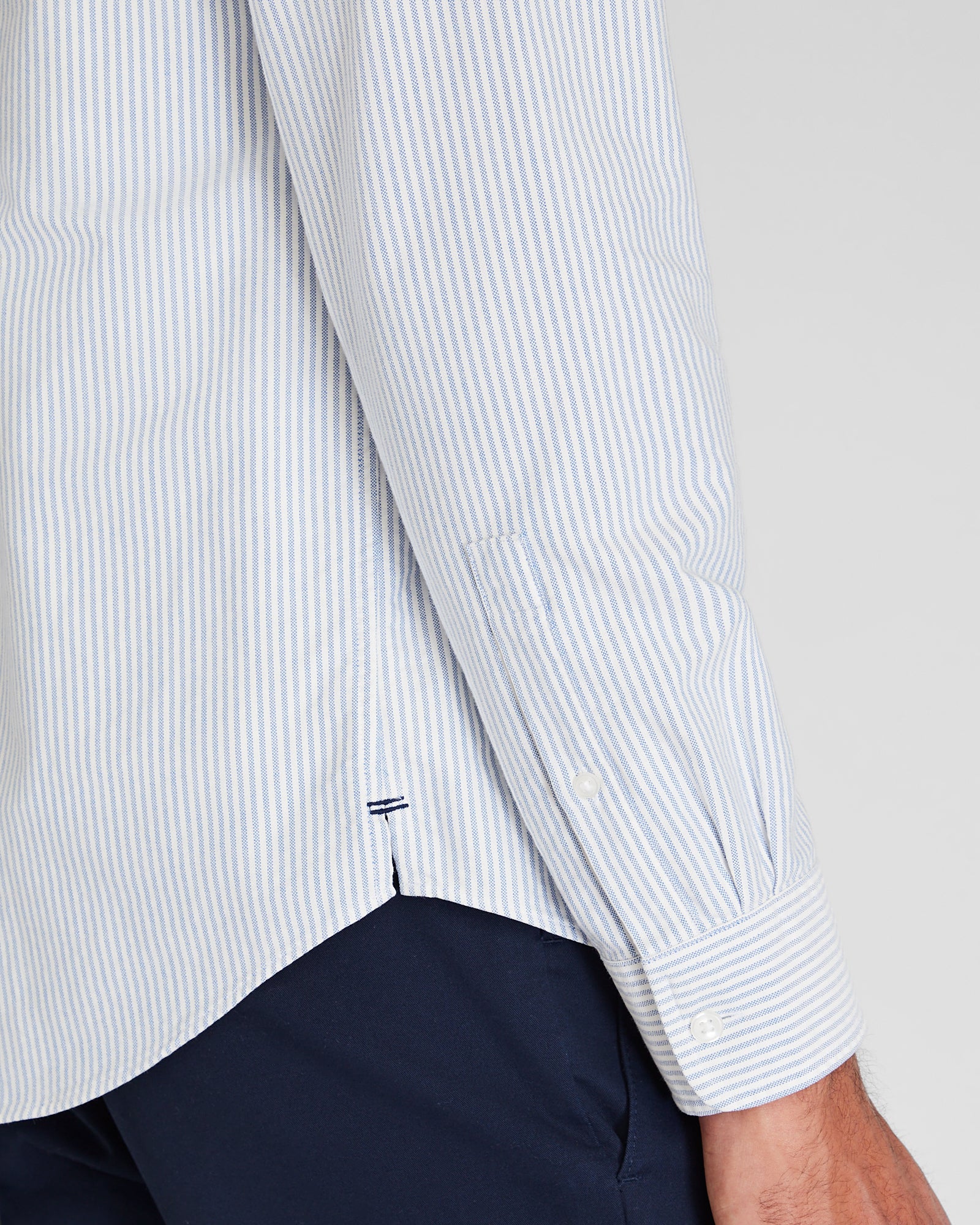 CLUB MONACO - Chemise Oxford rayée à manches longues - Rayure Bleue