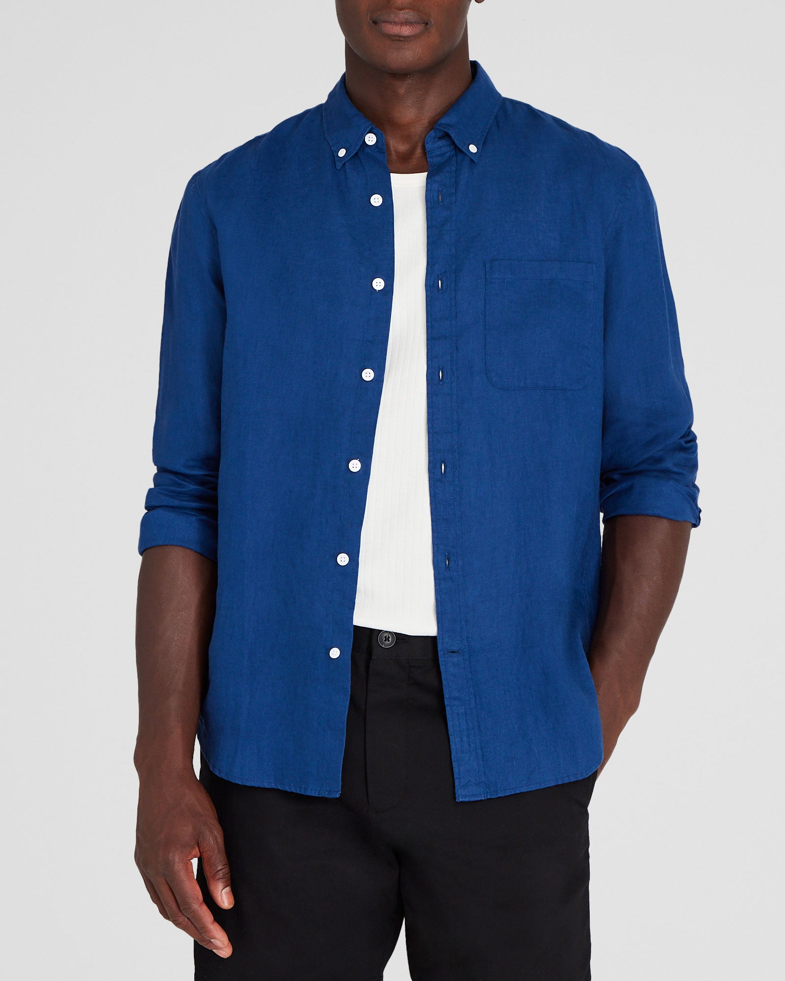 CLUB MONACO - Chemise manches longues en lin unie - Base bleue