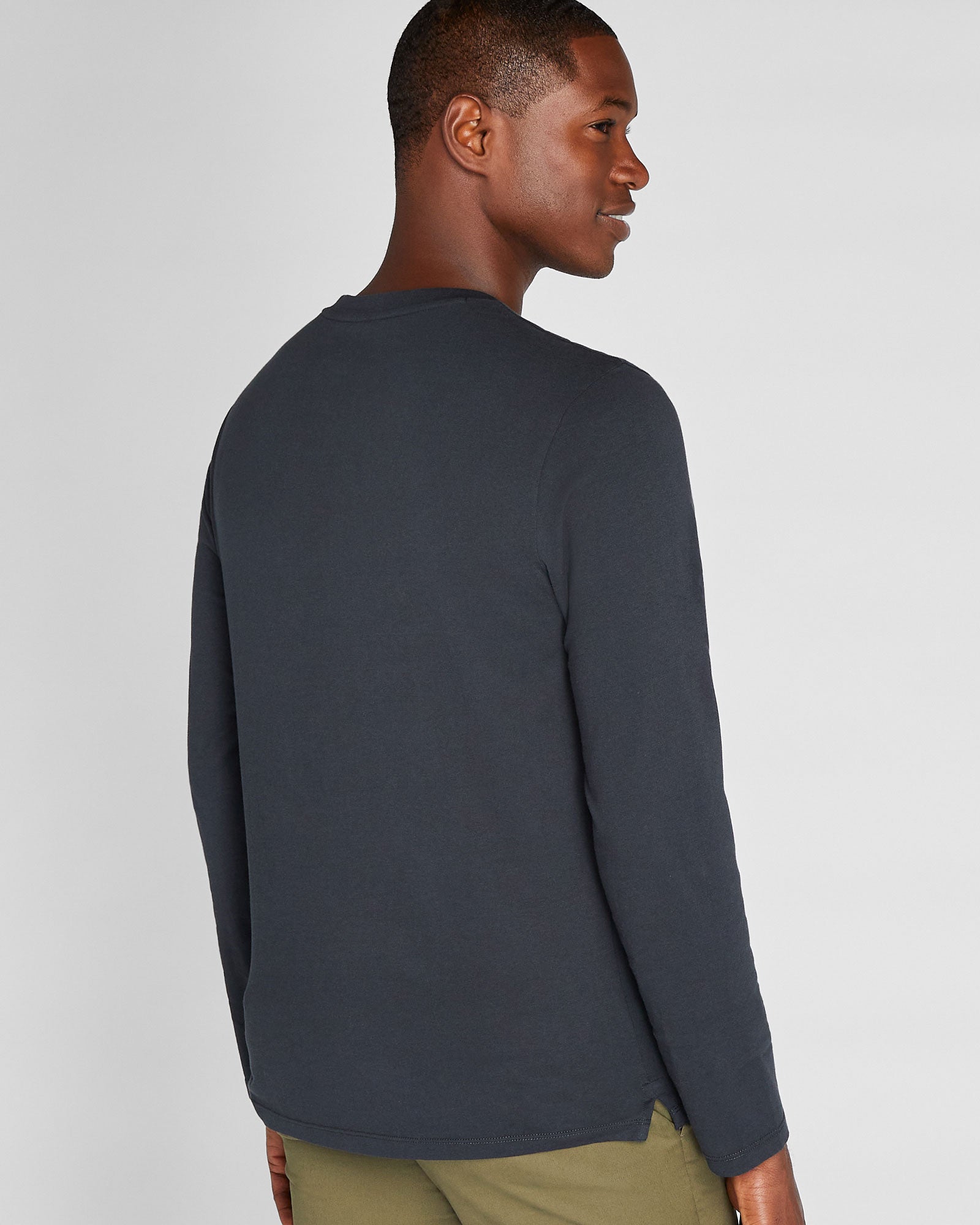 CLUB MONACO - Williams Long-Sleeve Tee - Eclipse