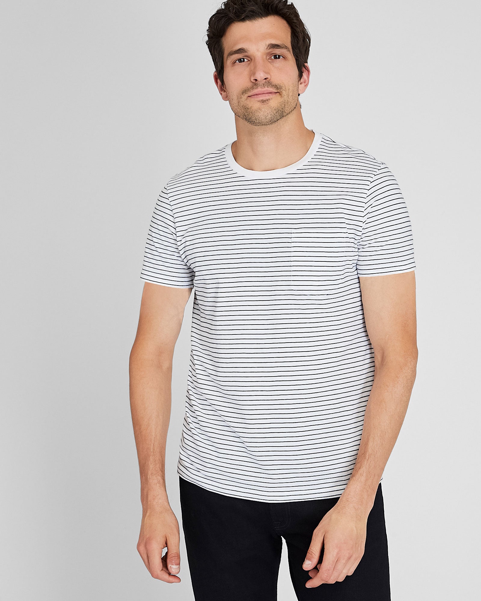 CLUB MONACO - T-shirt rayé à poche Williams - Noir