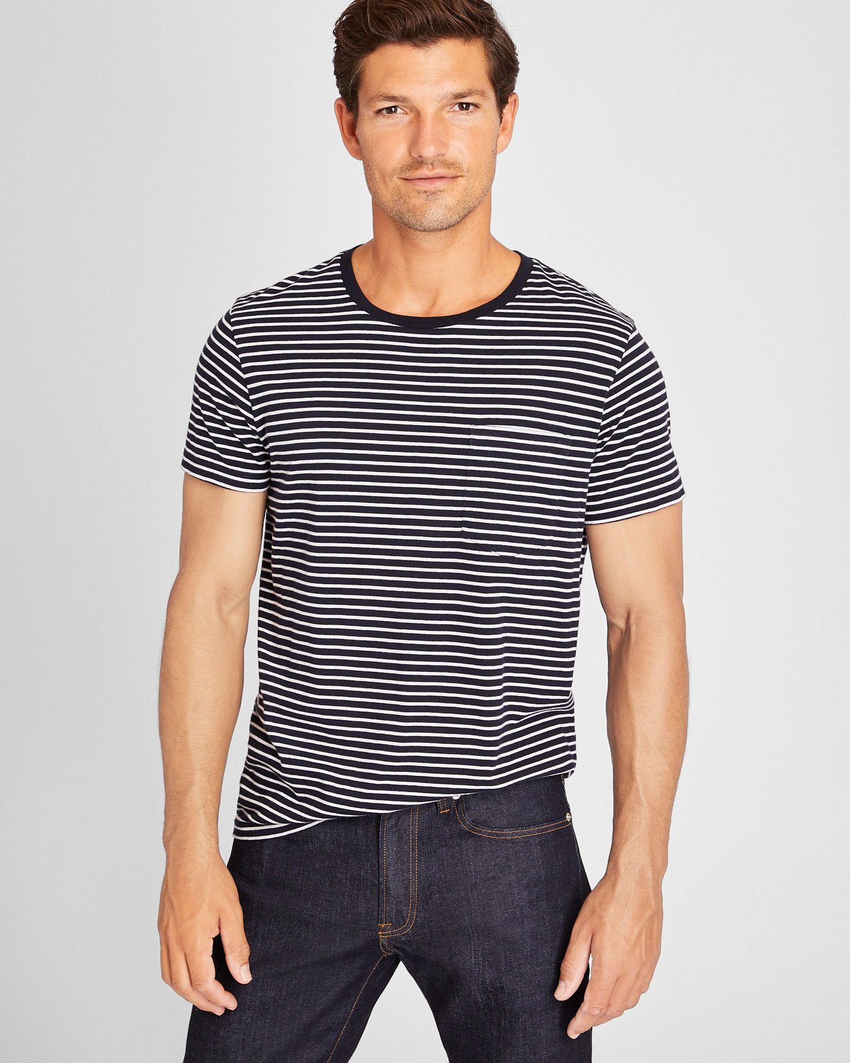 Club Monaco - T-shirt à poche Williams - Rayures Bleues Et Blanches