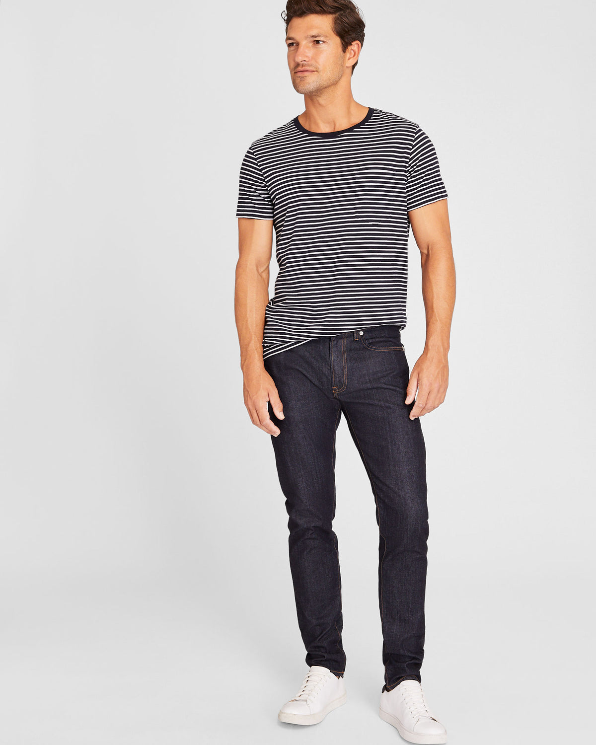 Club Monaco - T-shirt à poche Williams - Rayures Bleues Et Blanches
