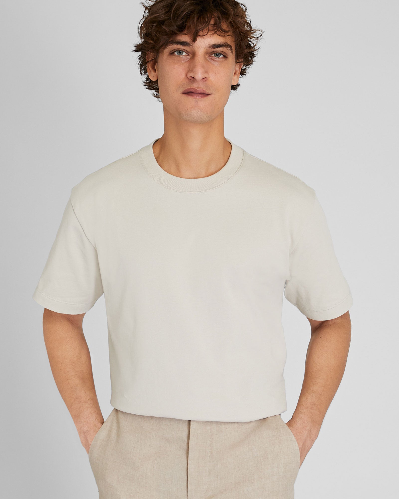 CLUB MONACO - T-shirt décontracté - Beige