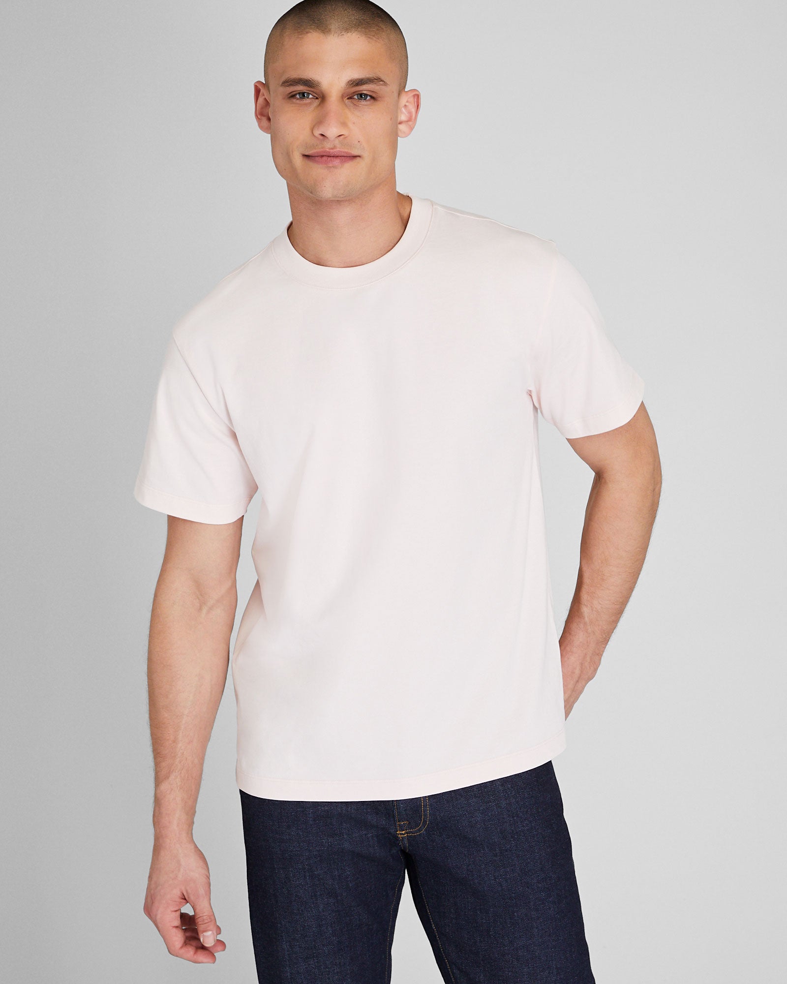 CLUB MONACO - T-shirt décontracté - Rose clair