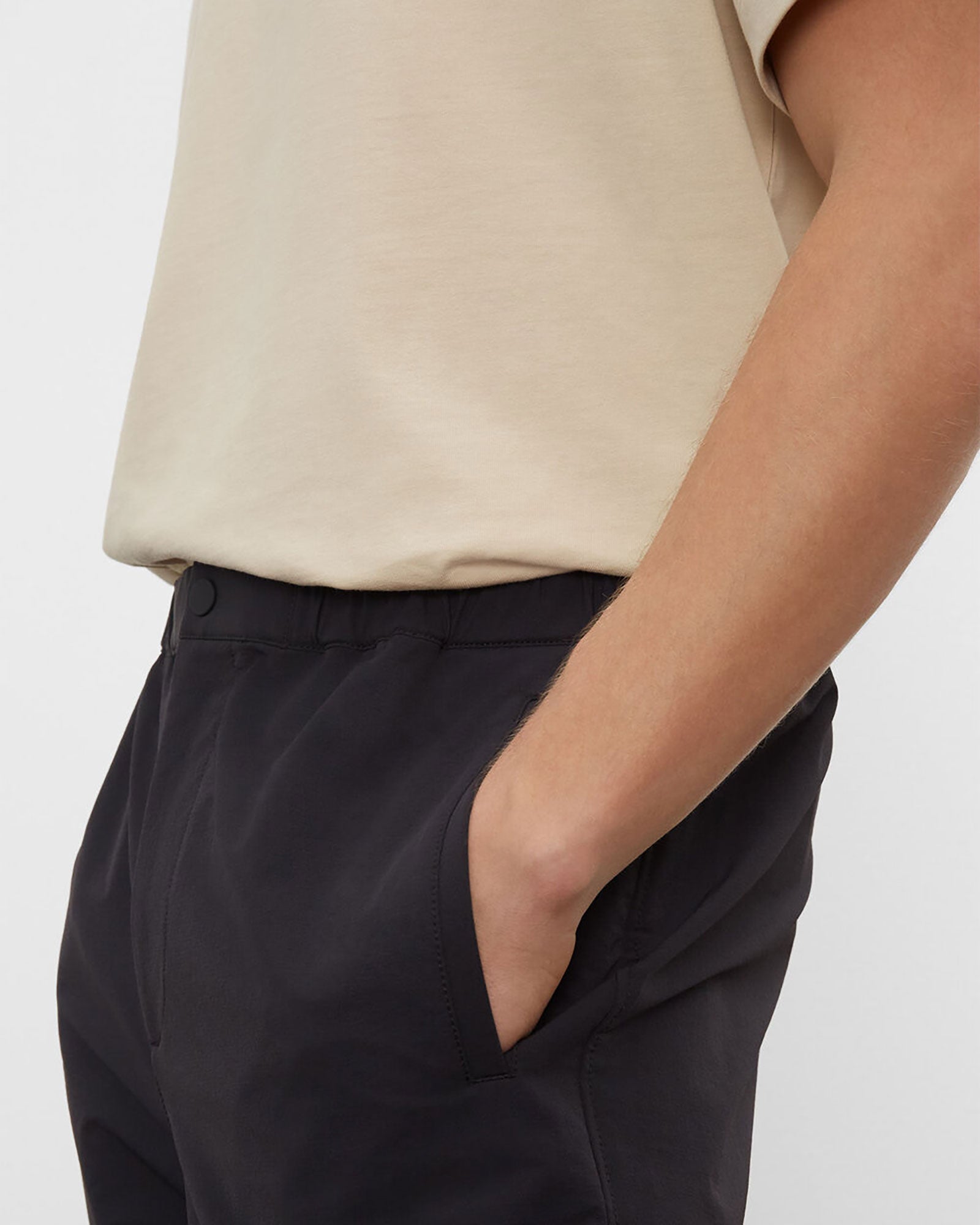 CLUB MONACO - Refined Tech Pants - Black