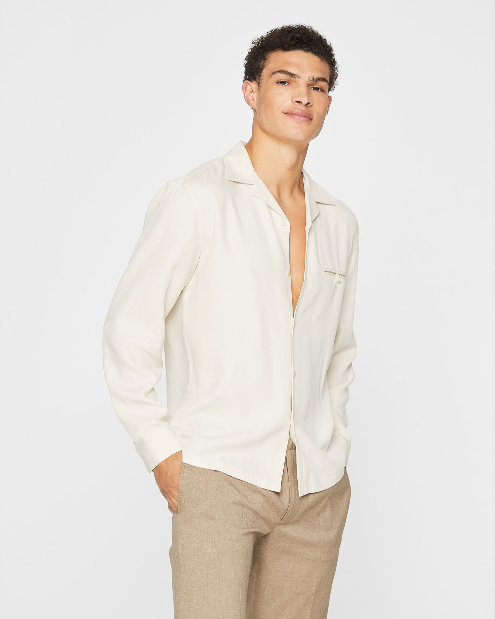 CLUB MONACO - Chemise texturée à manches longues - Blanc Cassé
