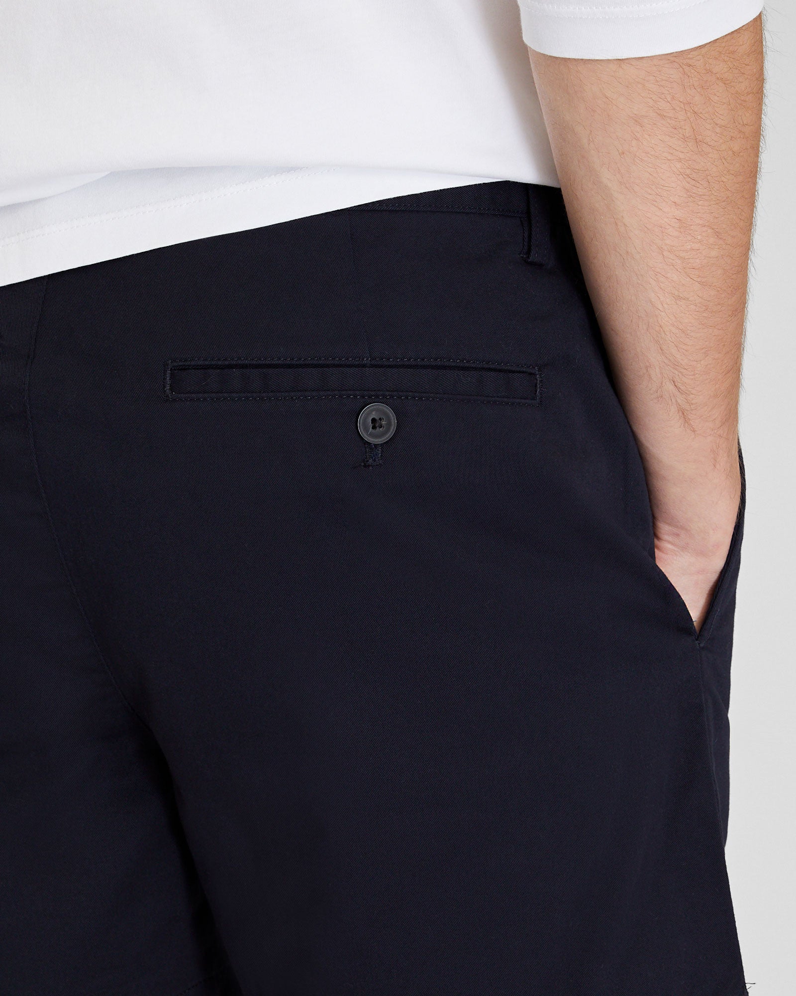 CLUB MONACO - Jax Essential 5" Shorts - Navy