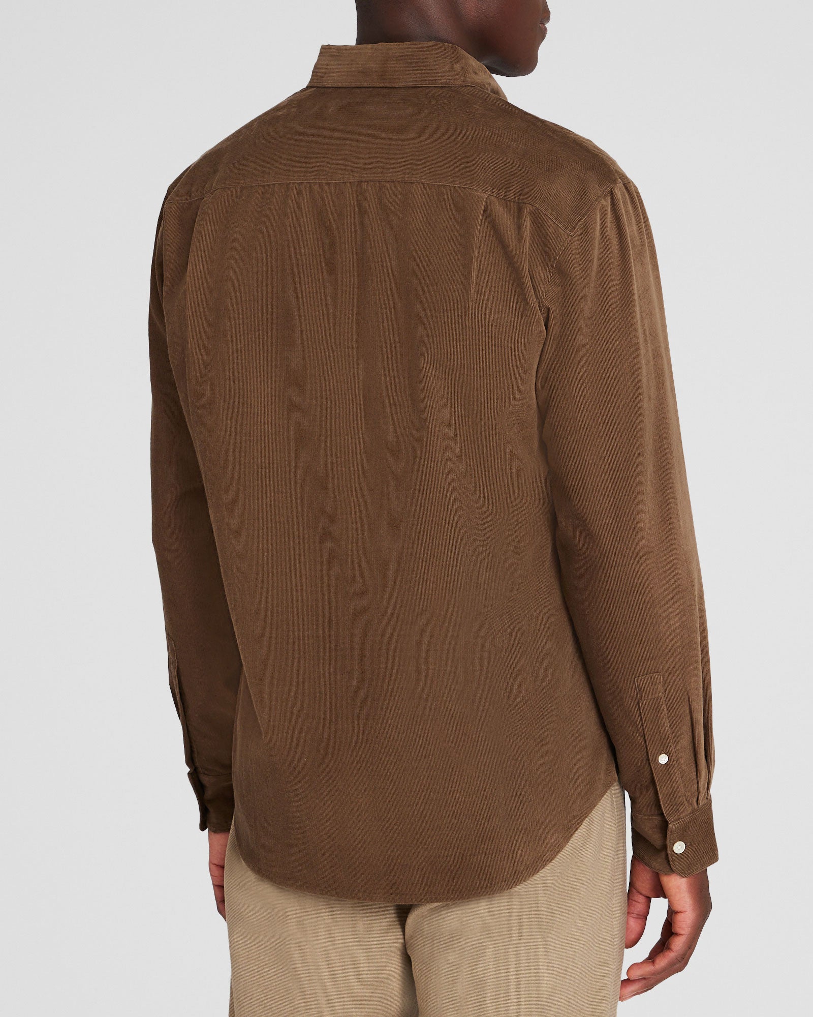 CLUB MONACO - Chemise en velours côtelé - Brun moyen