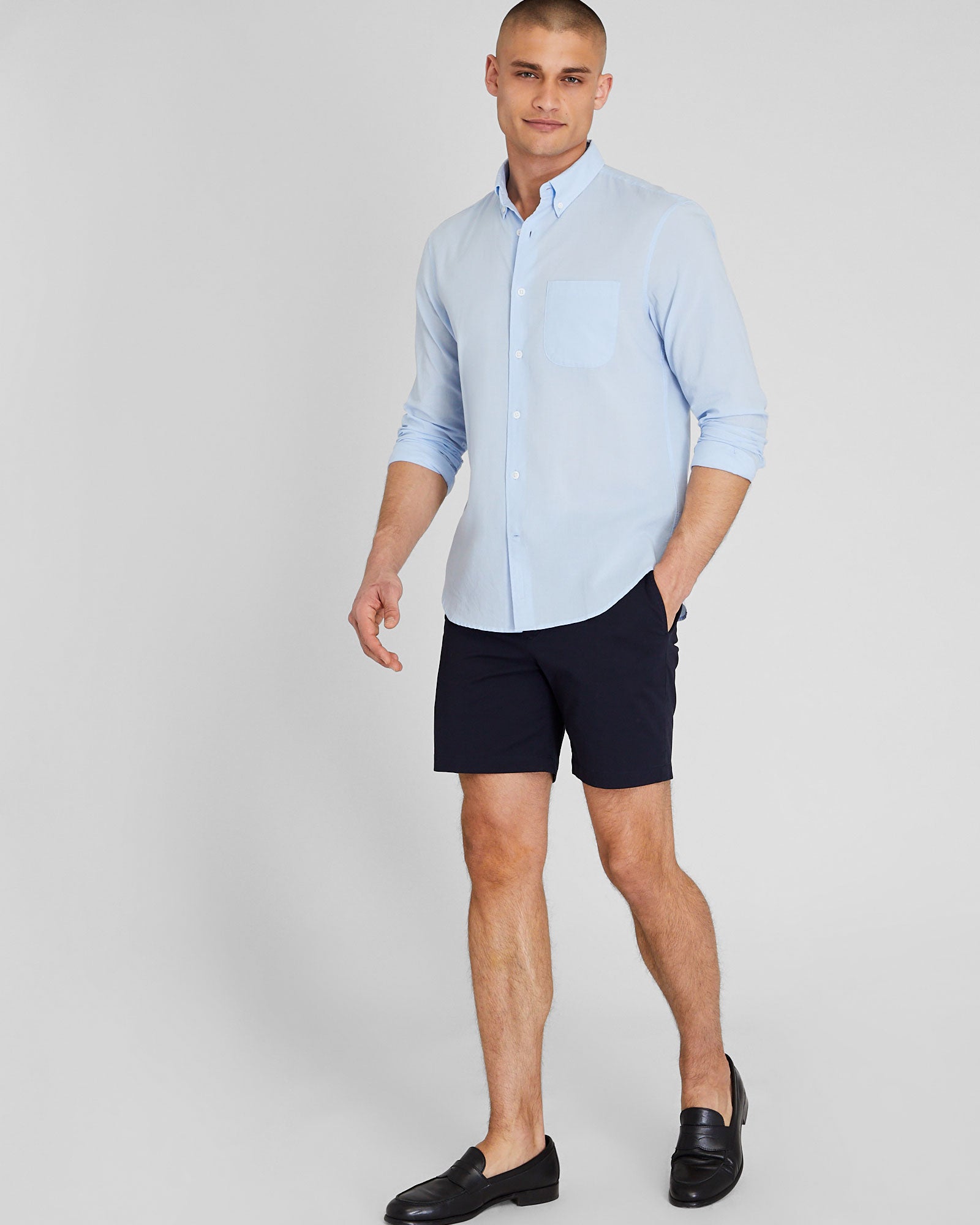 CLUB MONACO - Chemise en popeline unie légère - Bleu clair